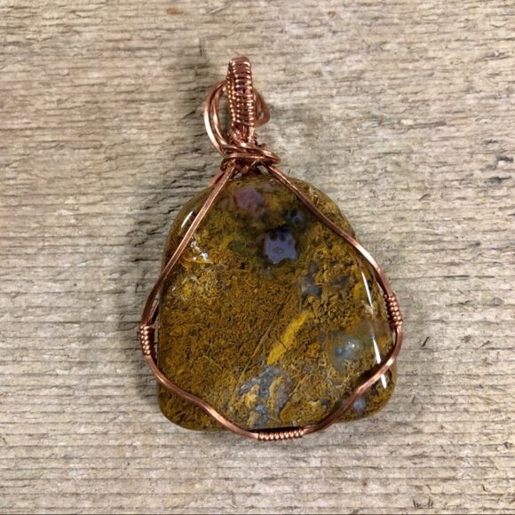 Fossilized Moss Agate Necklace Pendant - Picture 3 of 4